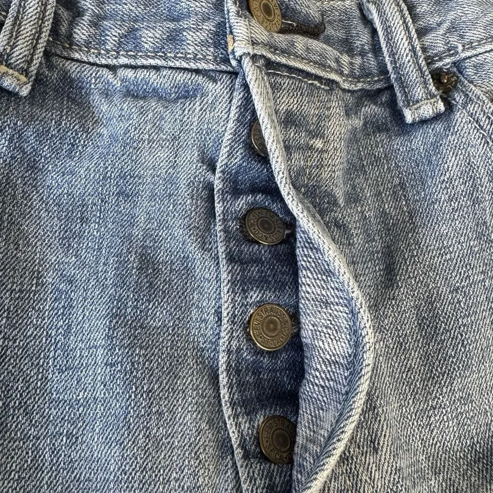 Levis 501 Button Fly Jeans Mens 33x32 Blue Denim Pants Faded Work Chore Office